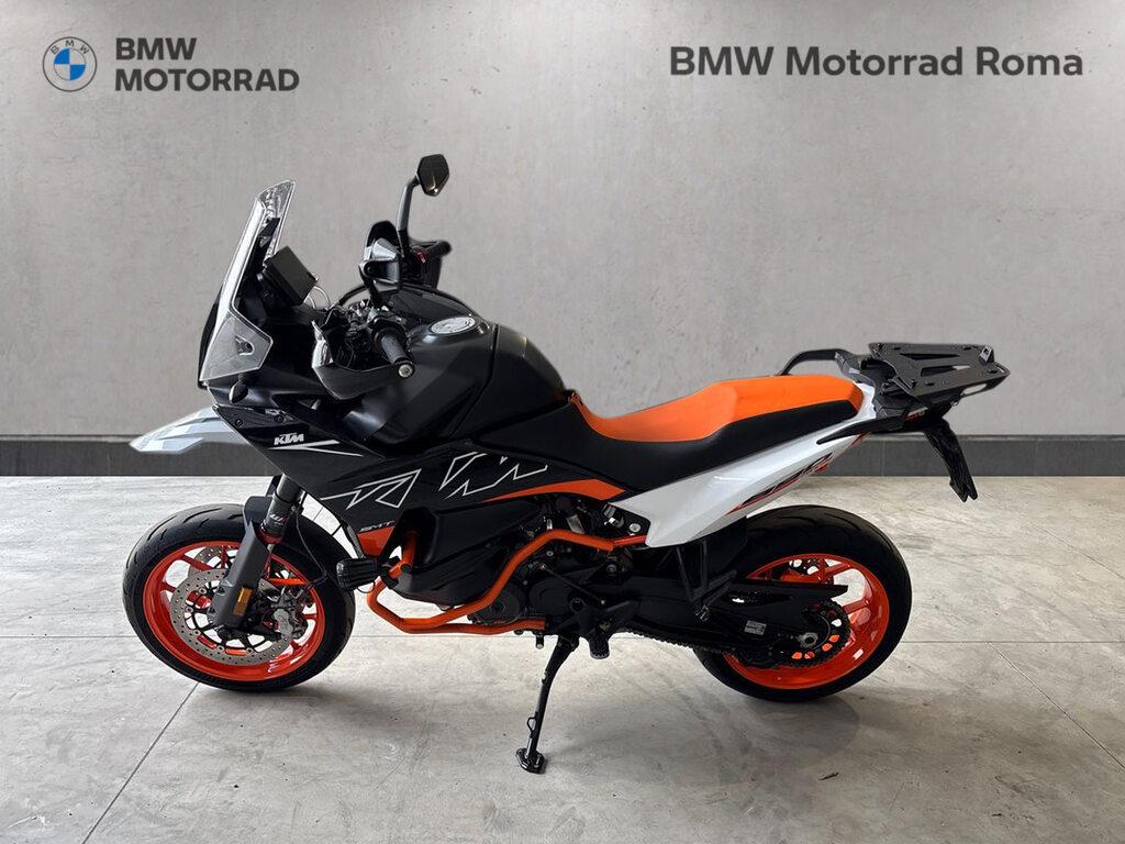890 SMT