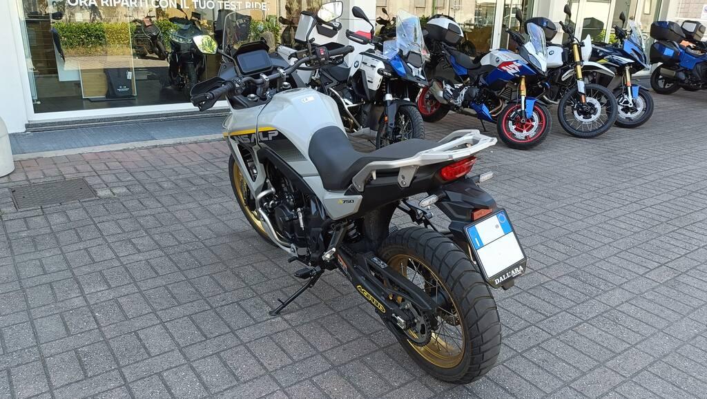 TRANSALP 750