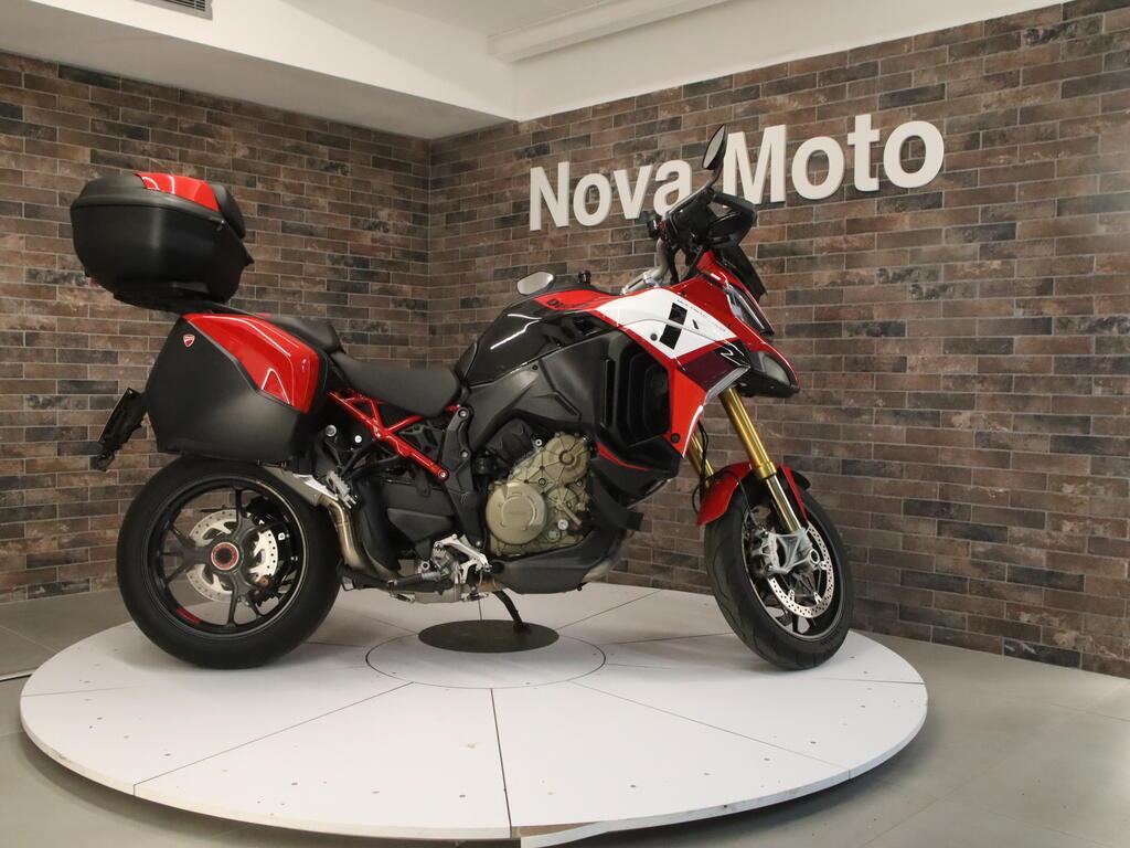 MULTISTRADA V4