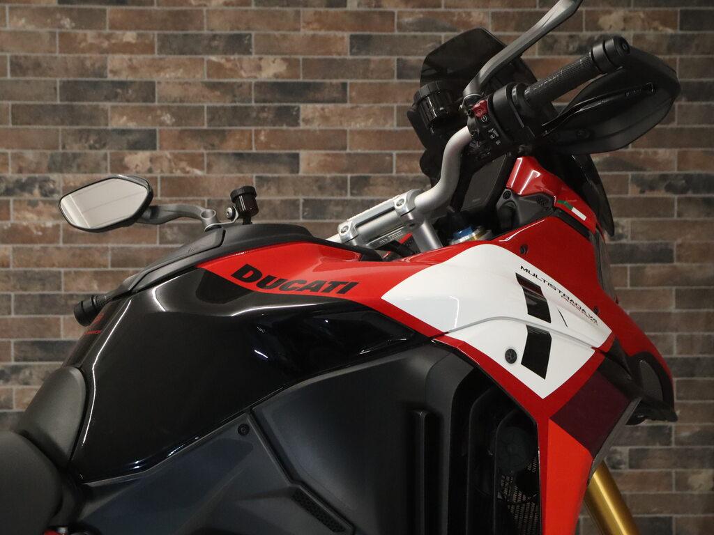 MULTISTRADA V4