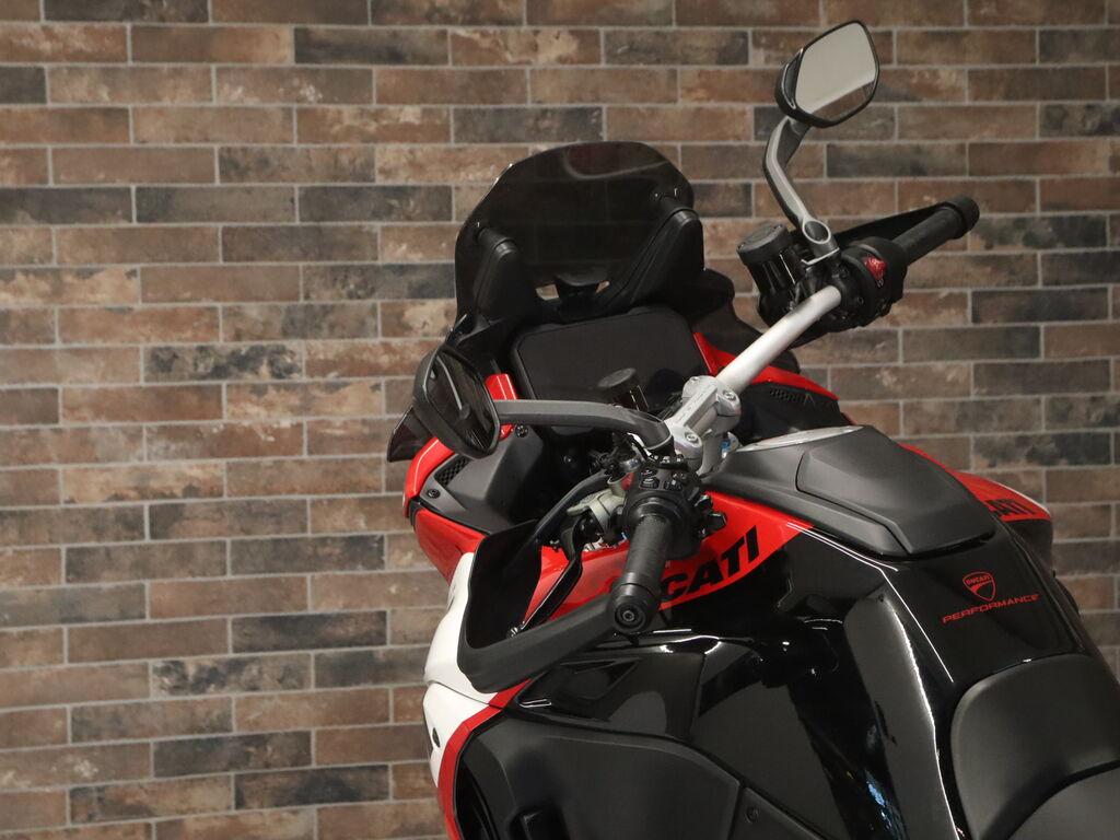 MULTISTRADA V4