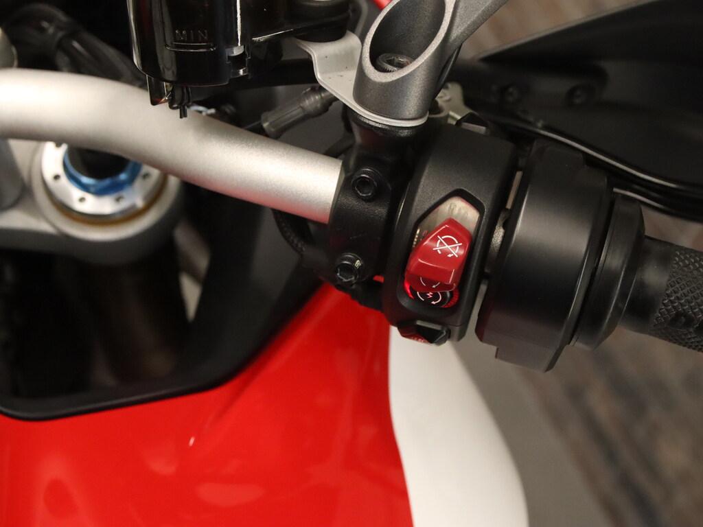 MULTISTRADA V4