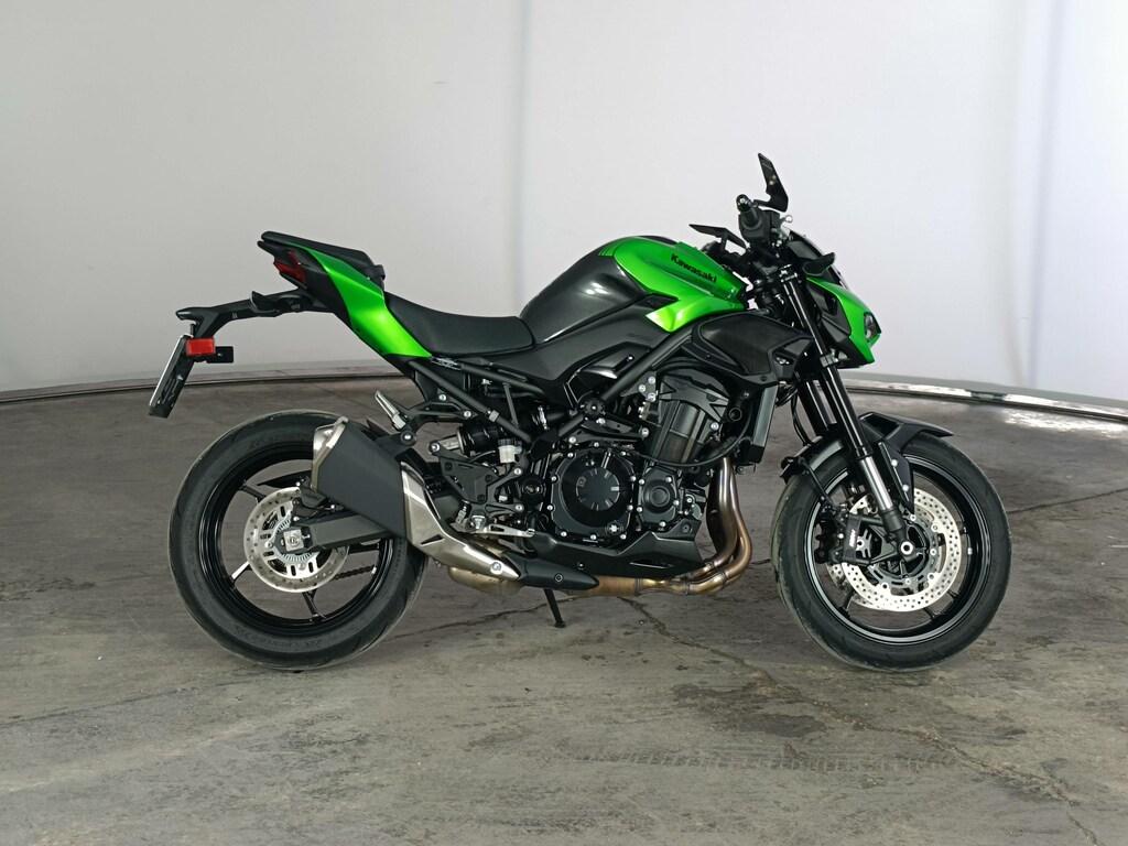 Z 900
