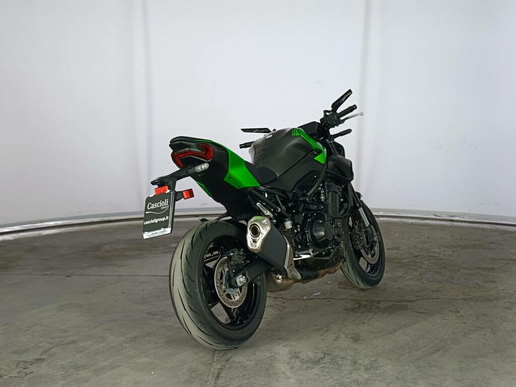 Z 900