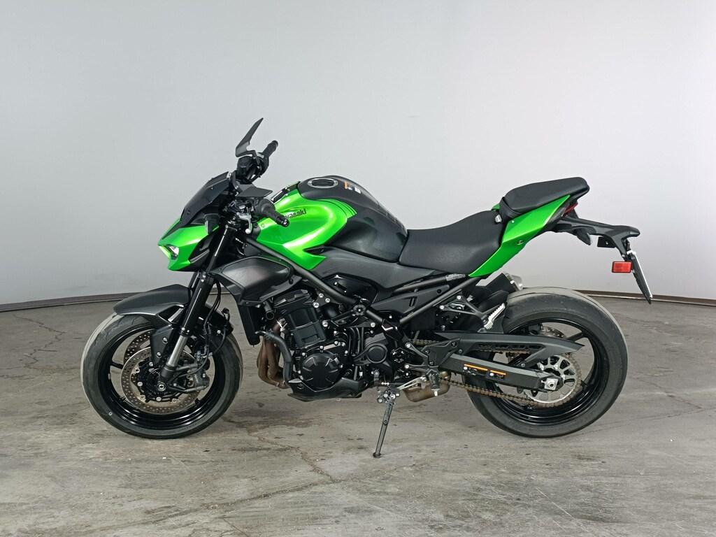 Z 900