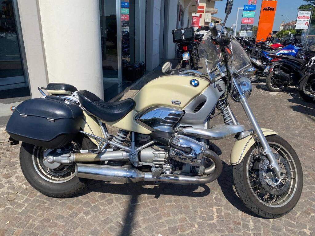 R 1200 C
