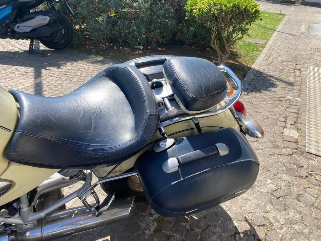 R 1200 C