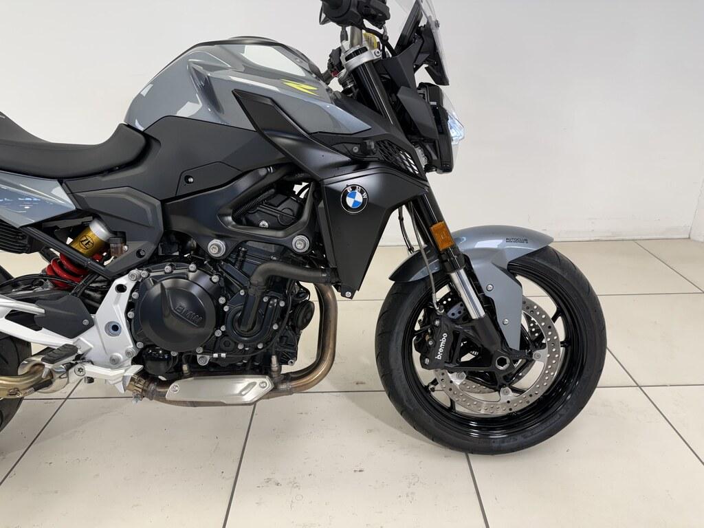F 900 R