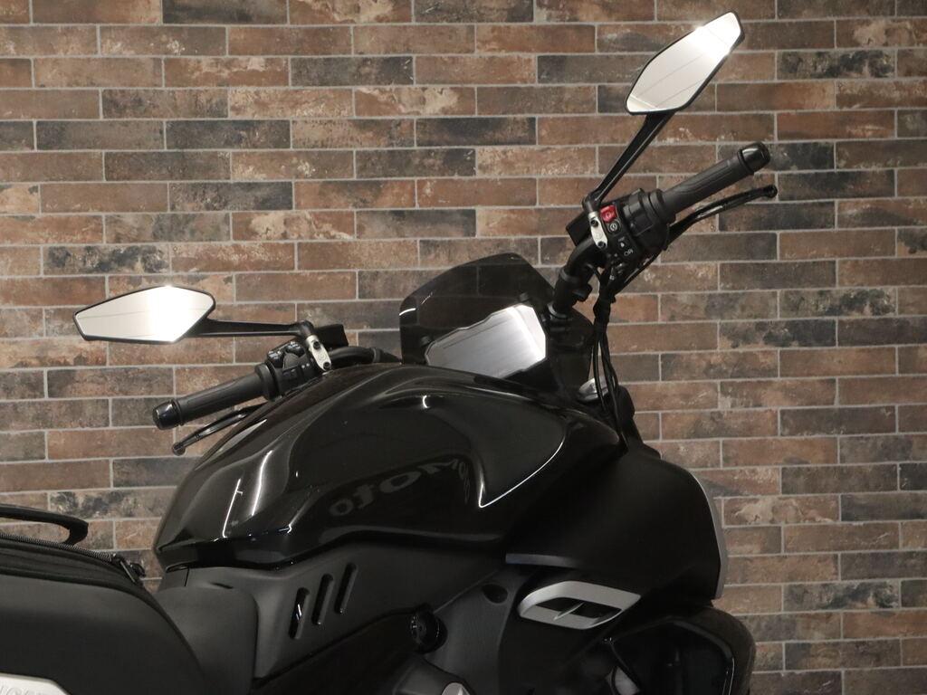 DIAVEL V4