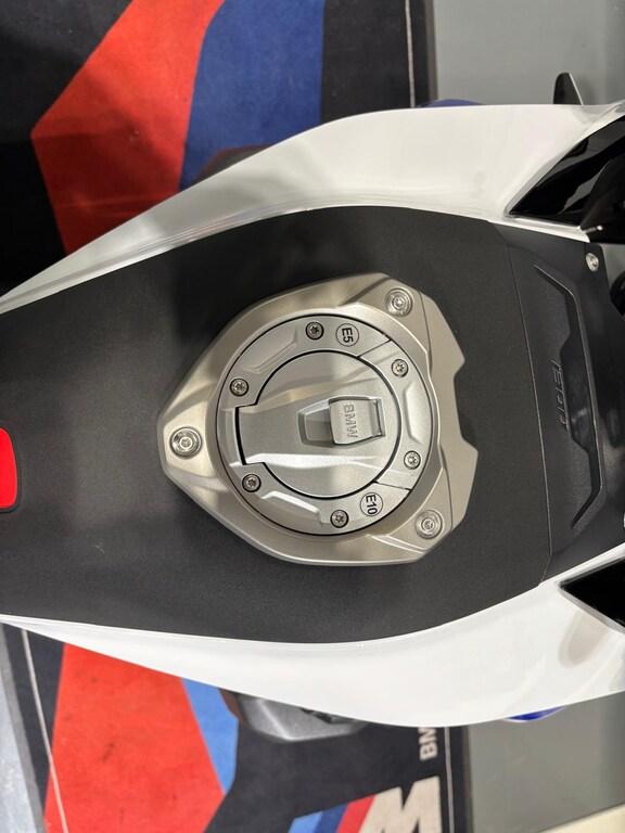 R 1300 RS