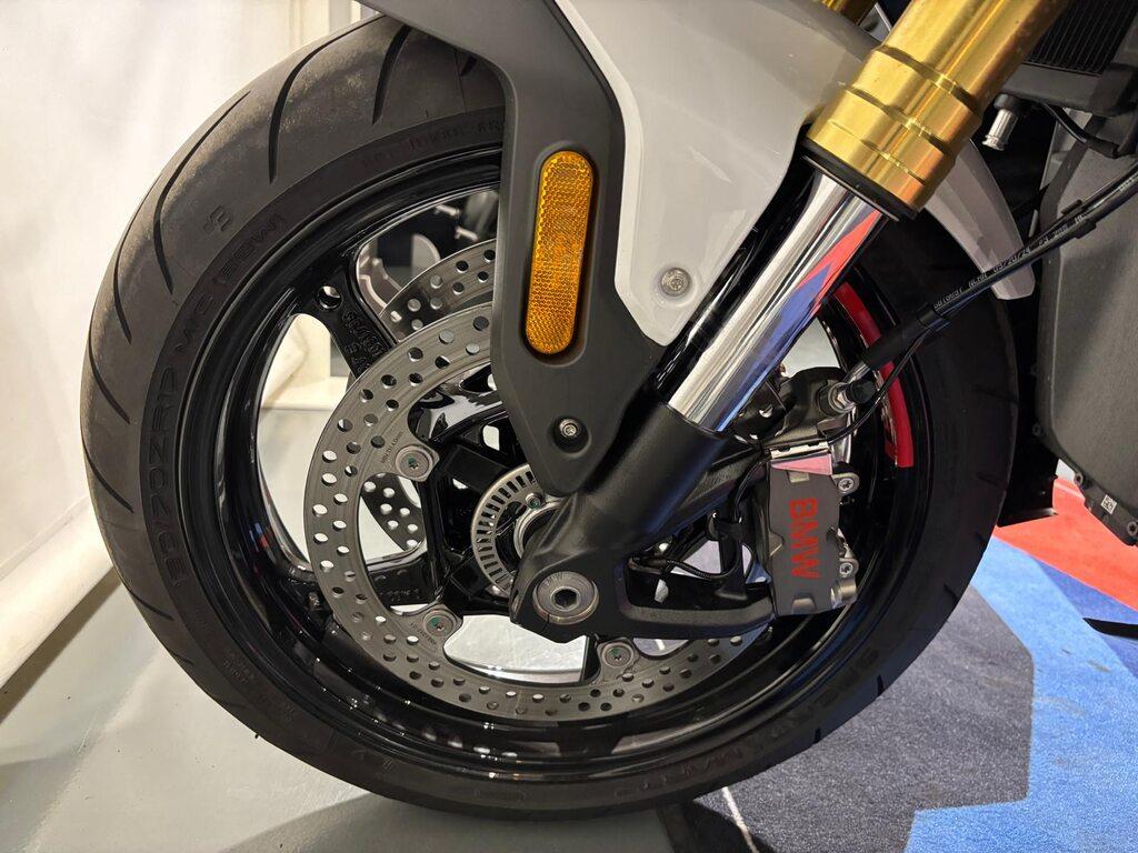 R 1300 RS