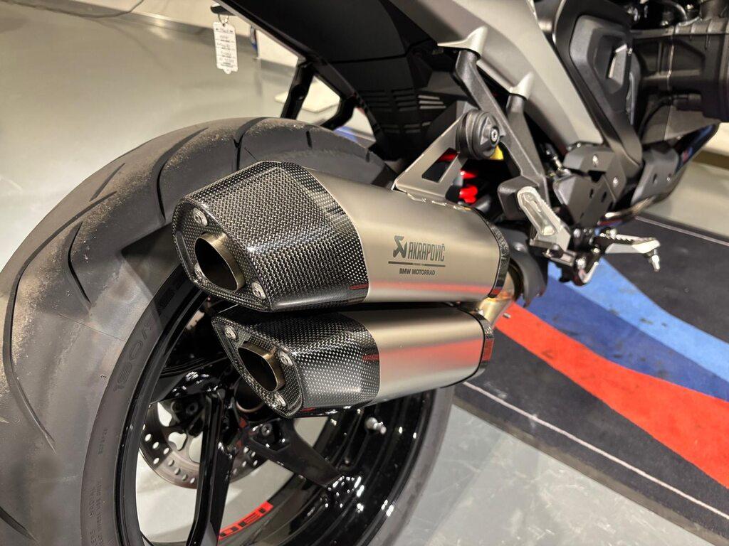 R 1300 RS
