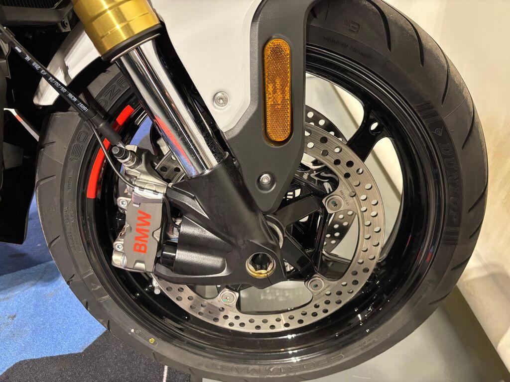 R 1300 RS