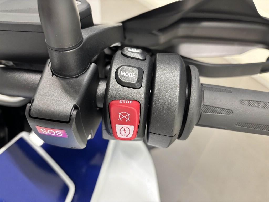 S 1000 XR