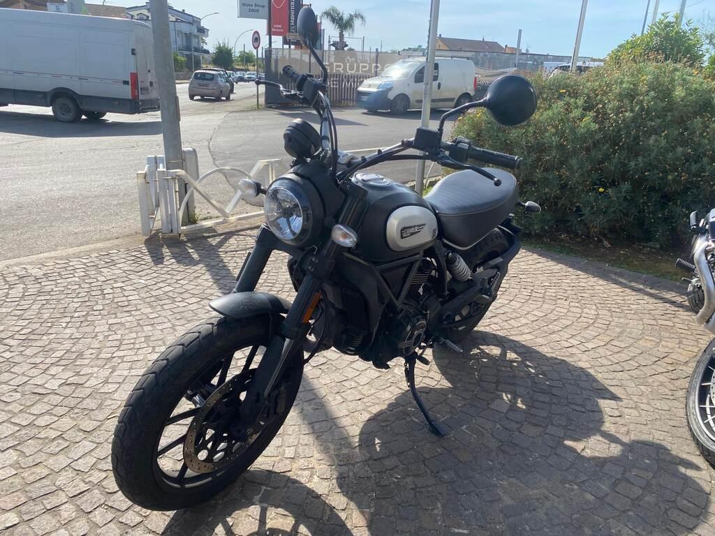 SCRAMBLER 800