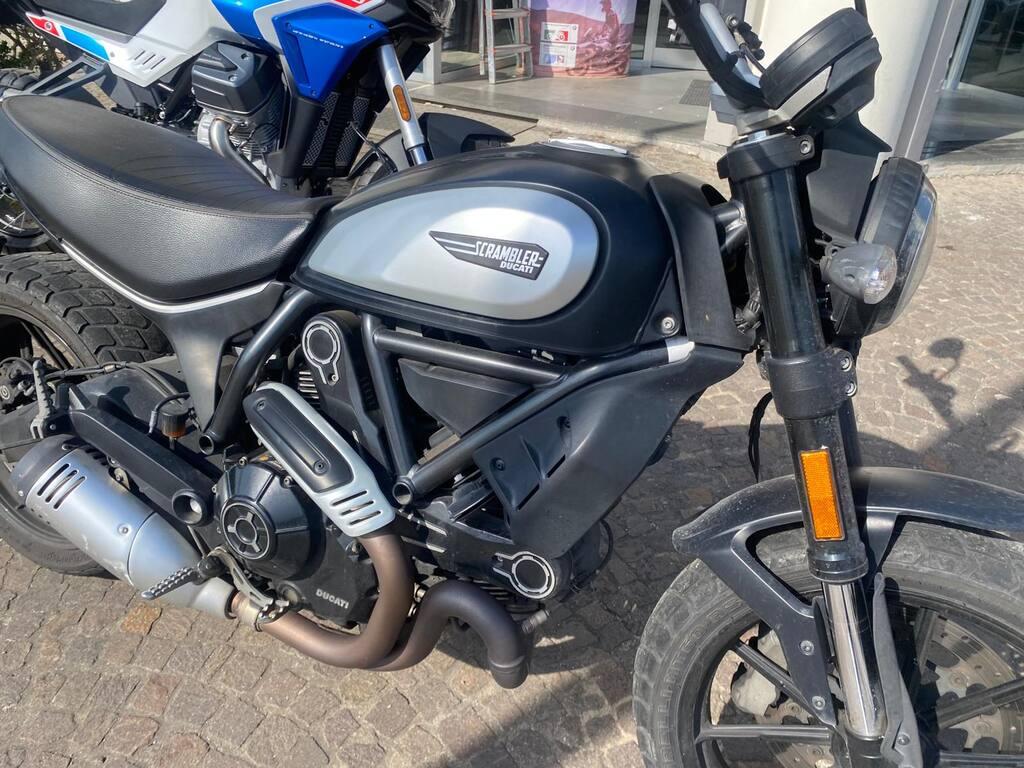 SCRAMBLER 800