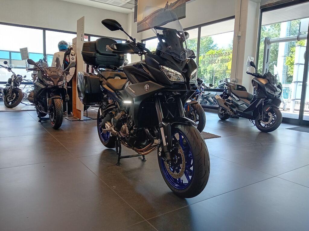 TRACER 900
