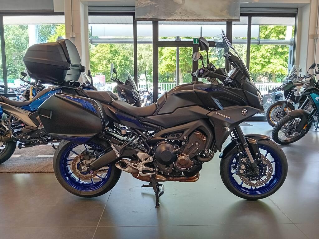 TRACER 900