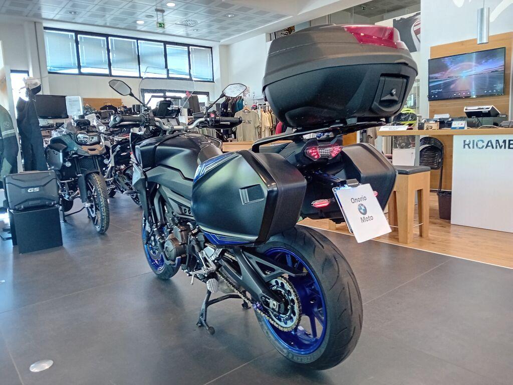 TRACER 900