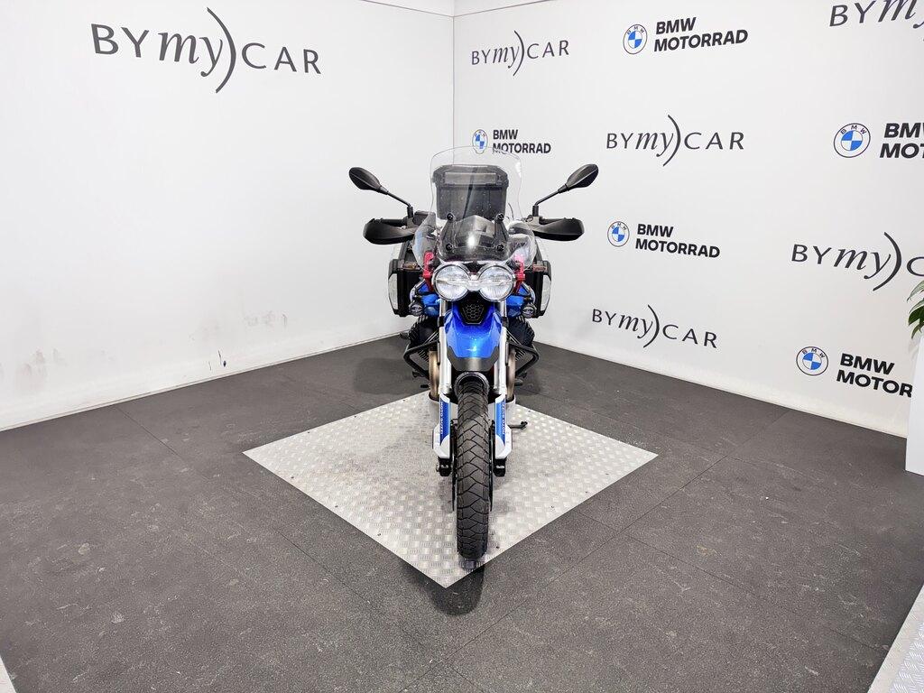 V85 TT