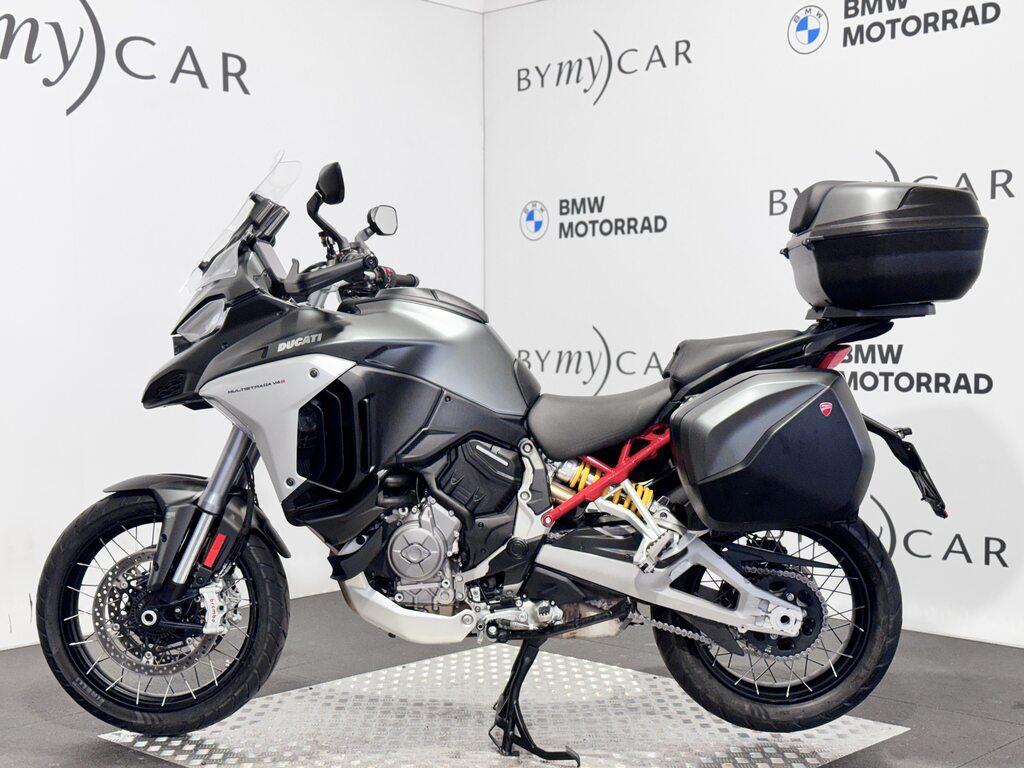 MULTISTRADA V4