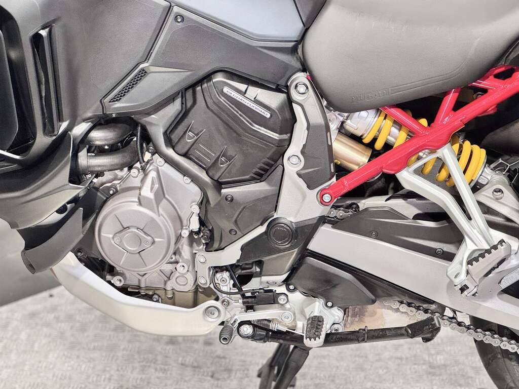 MULTISTRADA V4