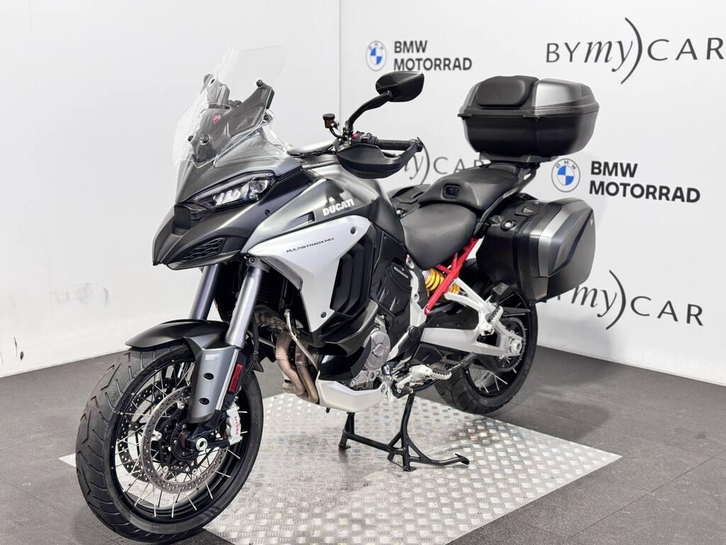 MULTISTRADA V4