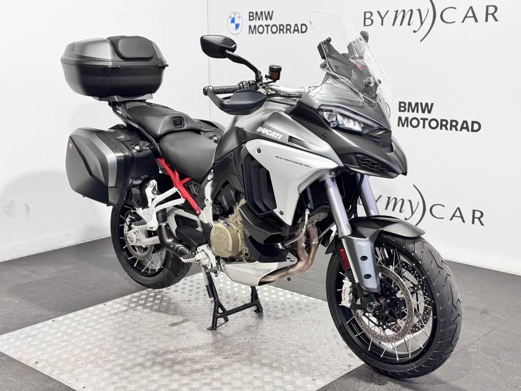 MULTISTRADA V4