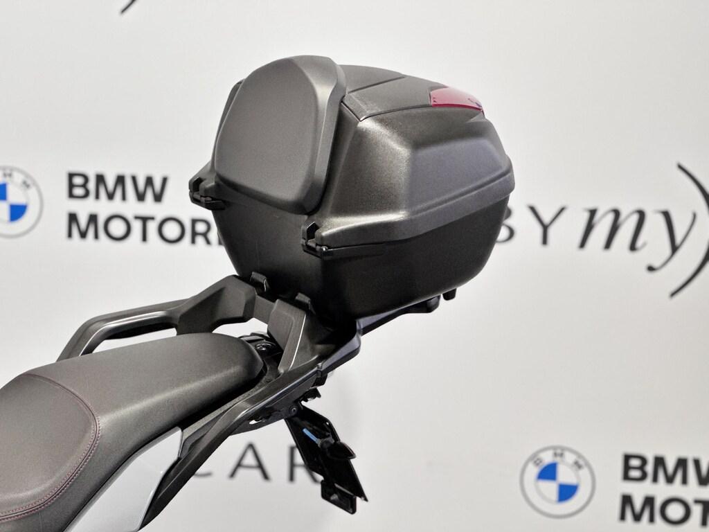TRACER 700