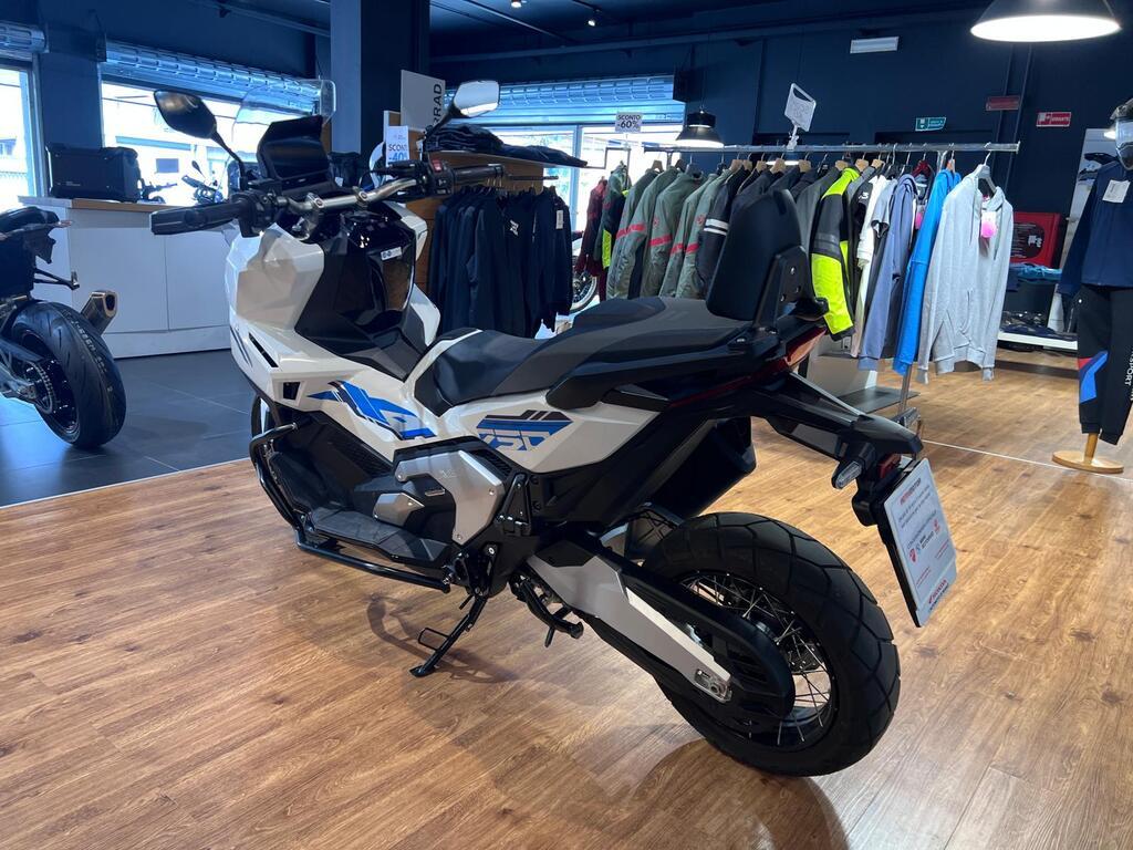 X-ADV 750