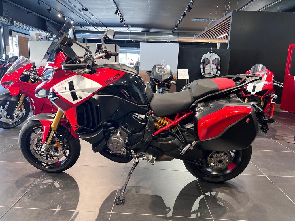 MULTISTRADA V4