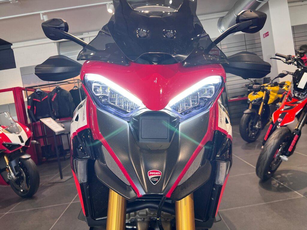 MULTISTRADA V4