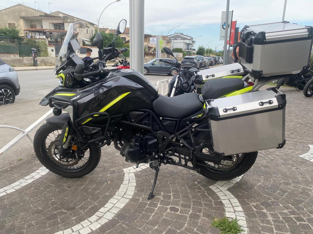 TRK 702
