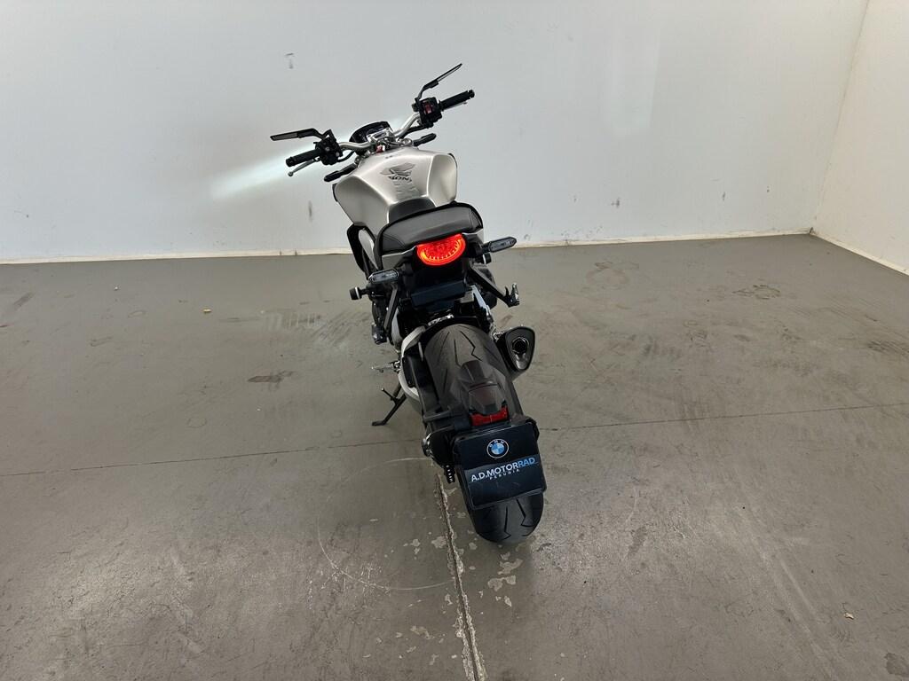 CB 1000 R