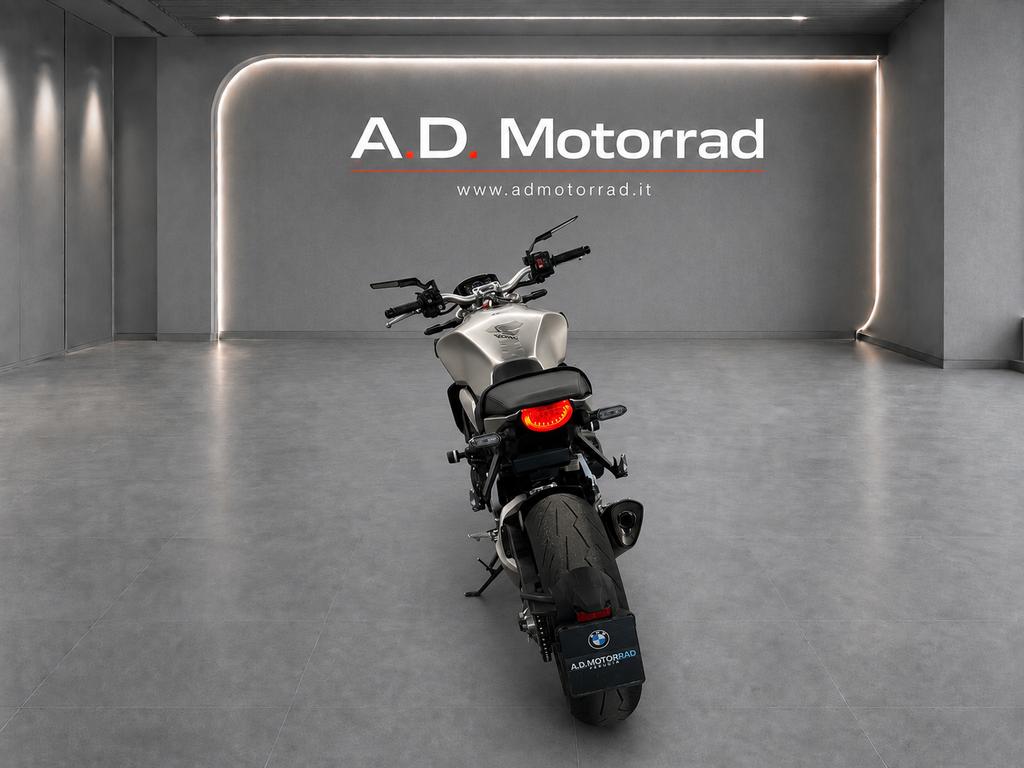 CB 1000 R