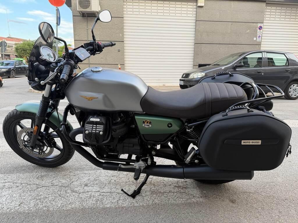 V7 850
