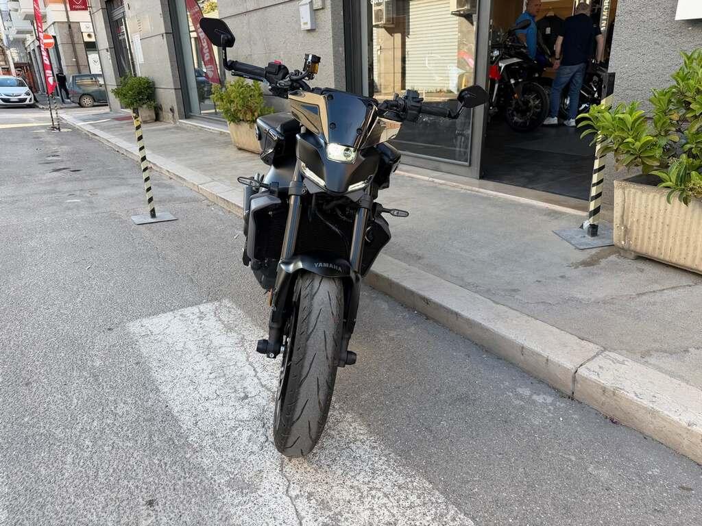 MT-09 890