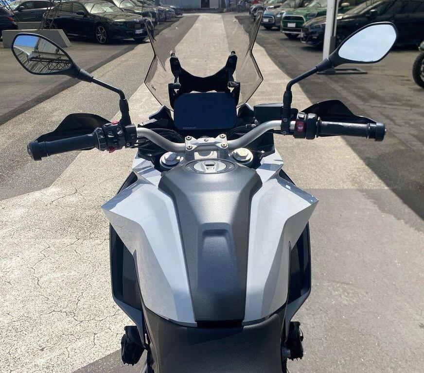 F 900 XR