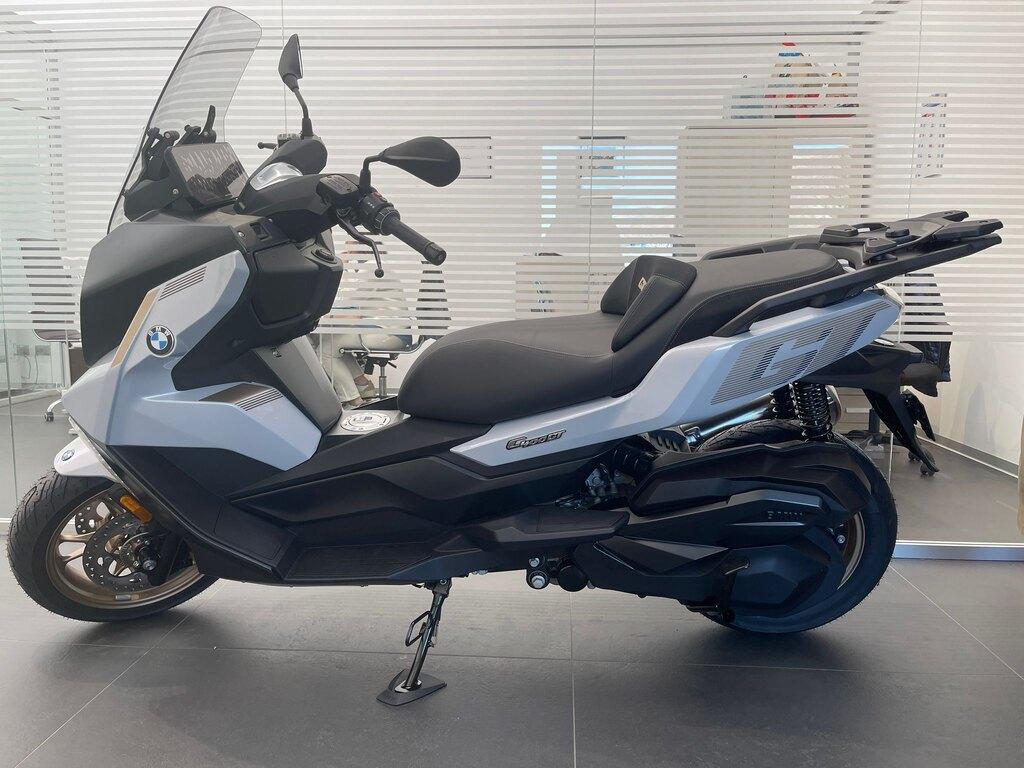 C 400 GT
