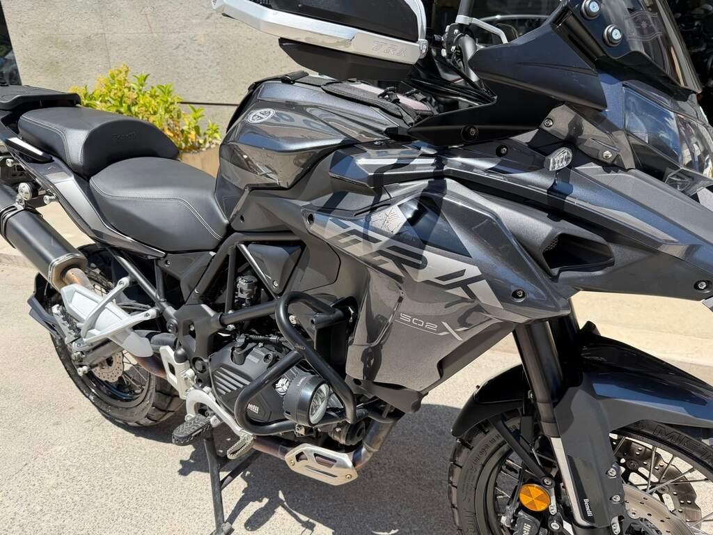 TRK 502