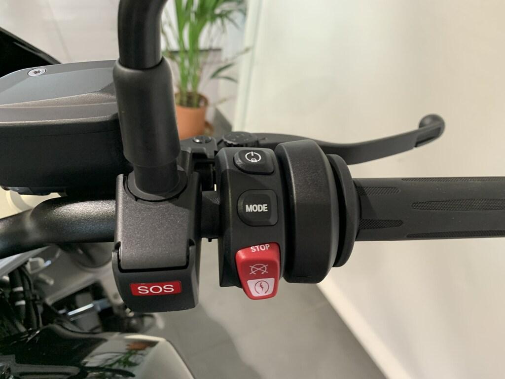 R 12