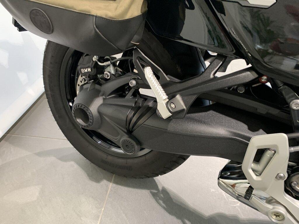 R 12