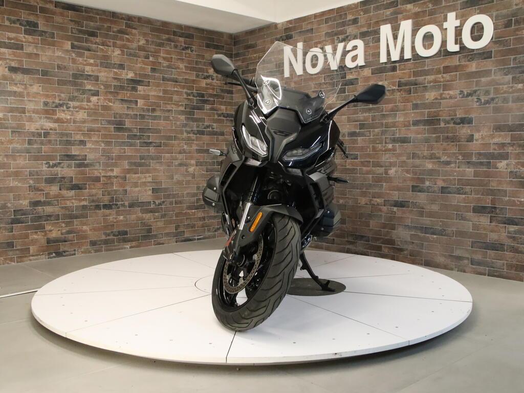 R 1300 RS