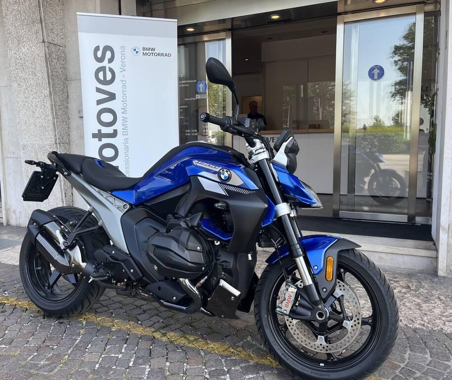 R 1300 R