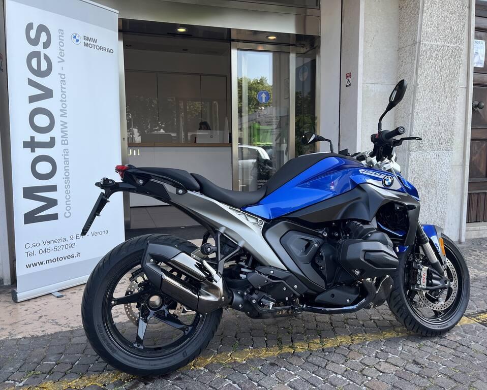 R 1300 R