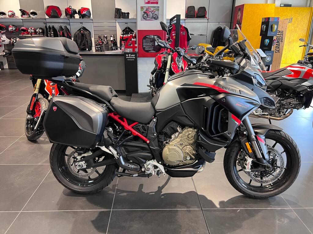 MULTISTRADA V4