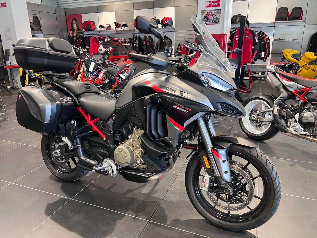 MULTISTRADA V4