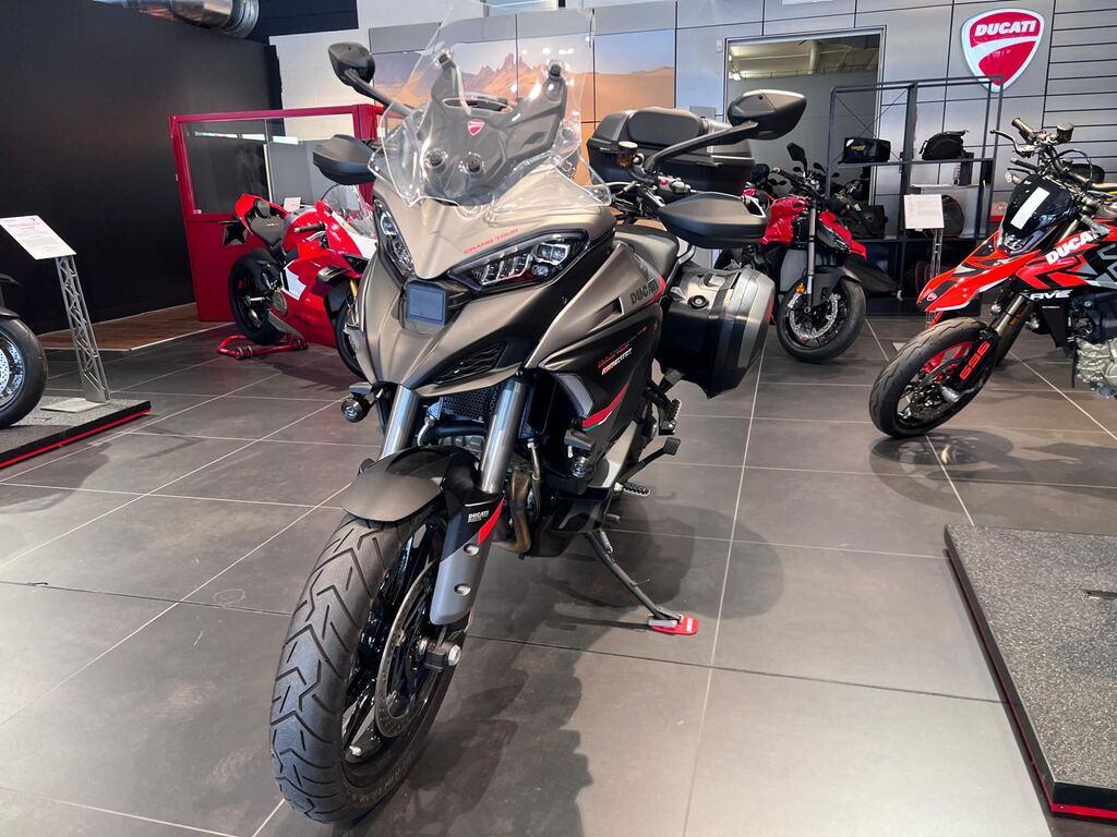 MULTISTRADA V4