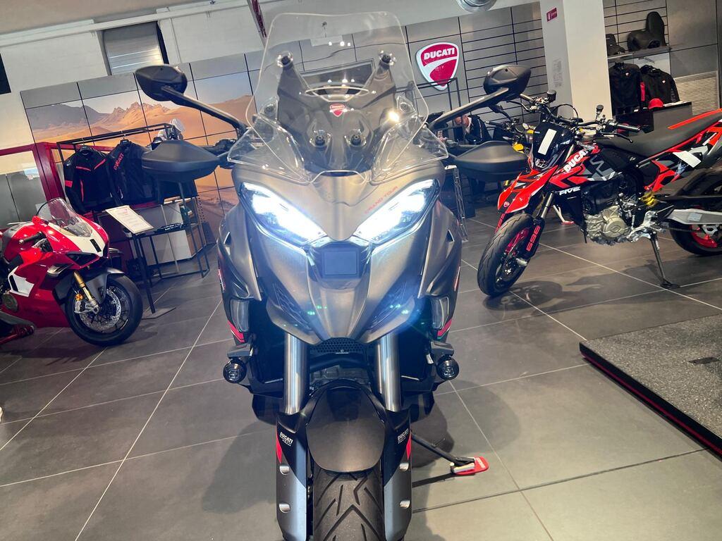 MULTISTRADA V4