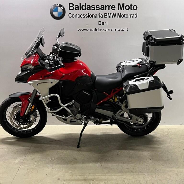 MULTISTRADA V4